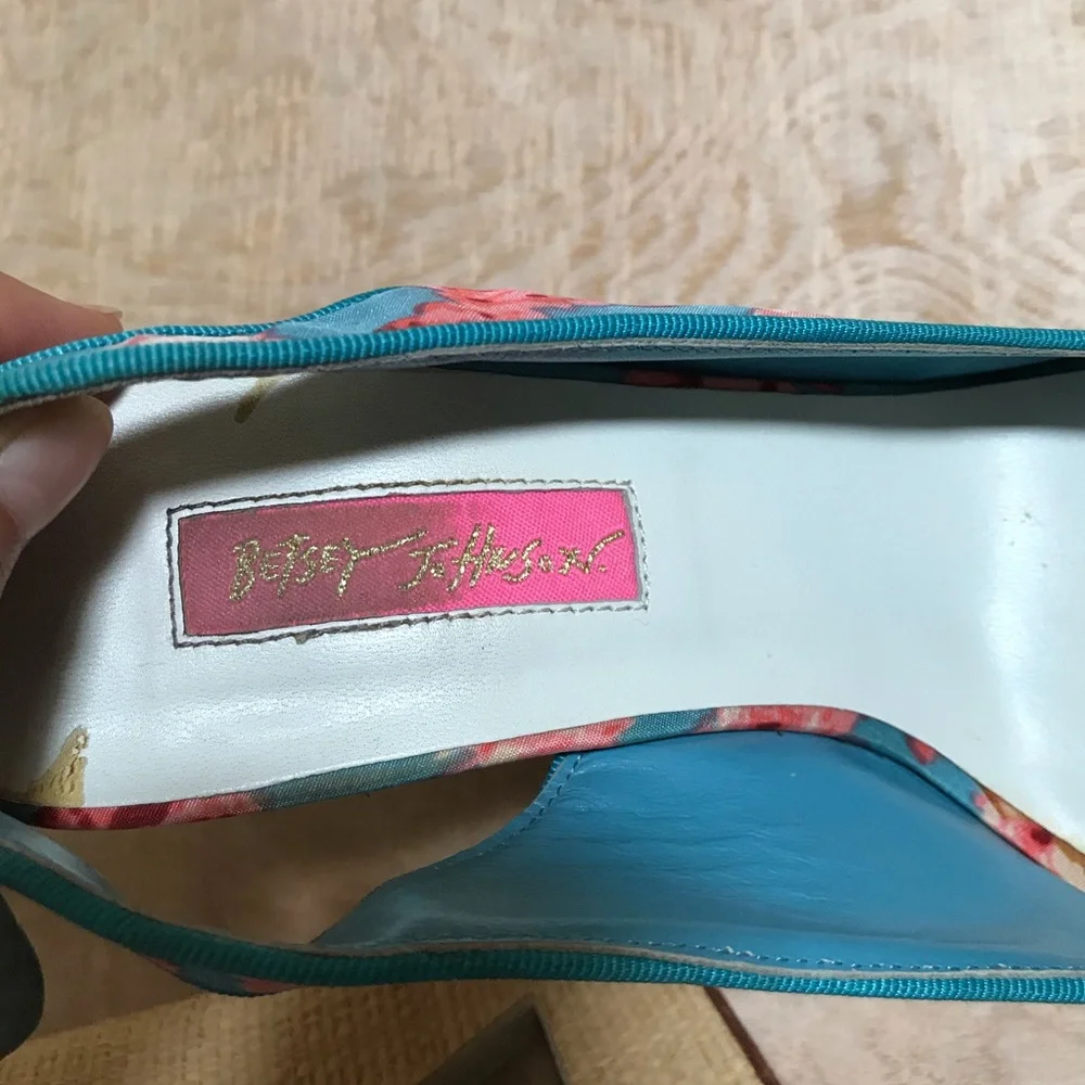 Betsey Johnson Foster Blue Pink Floral Sandals